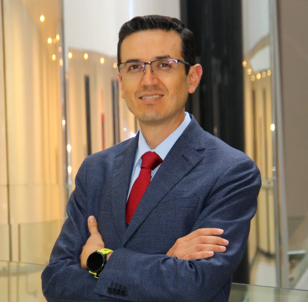 Daniel Calderón Beltrán, Socio · Análisis Financiero Forense y Tributario — Fexlaw