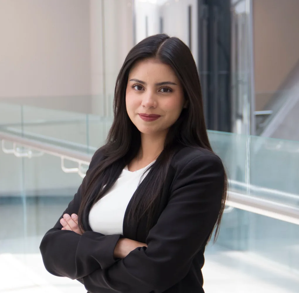Emilia Morán Salazar, Asistente Legal — Fexlaw