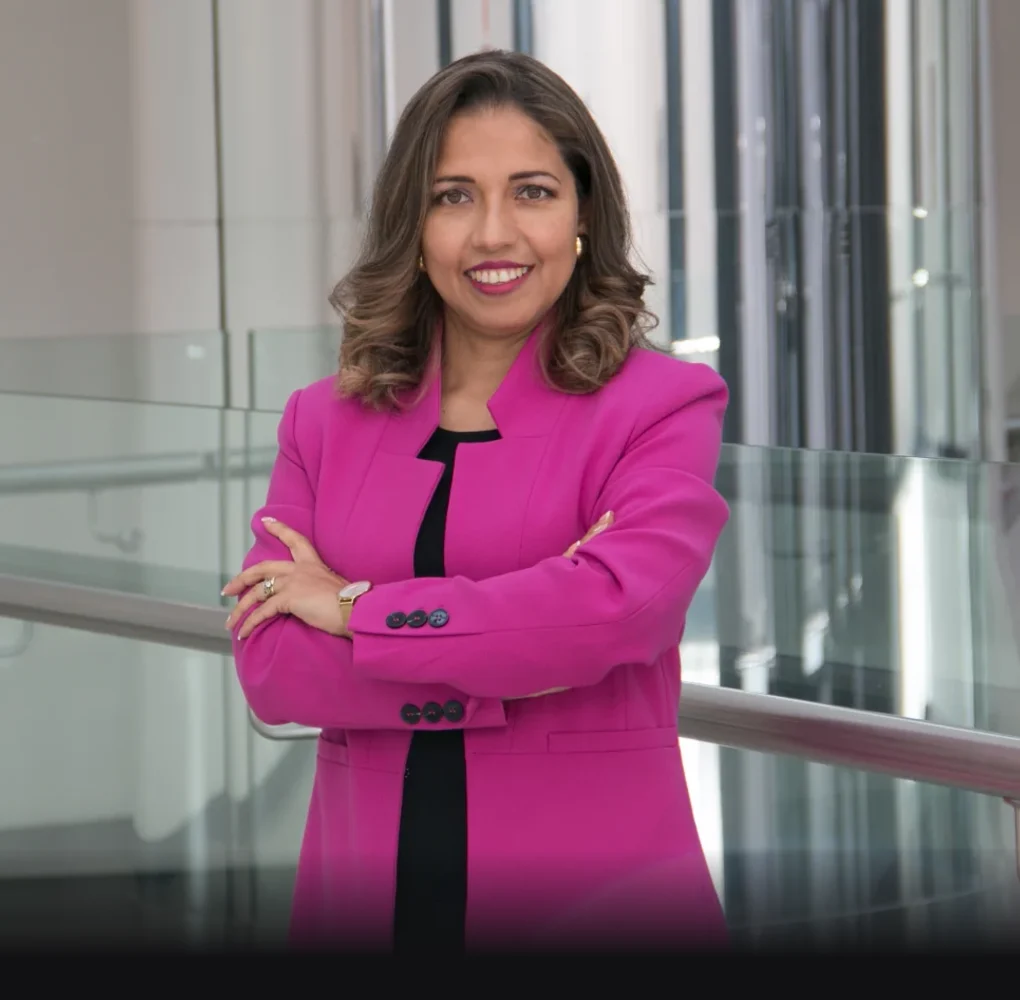 Karina Vallejo Bastidas, Directora del Área Tributaria — Fexlaw