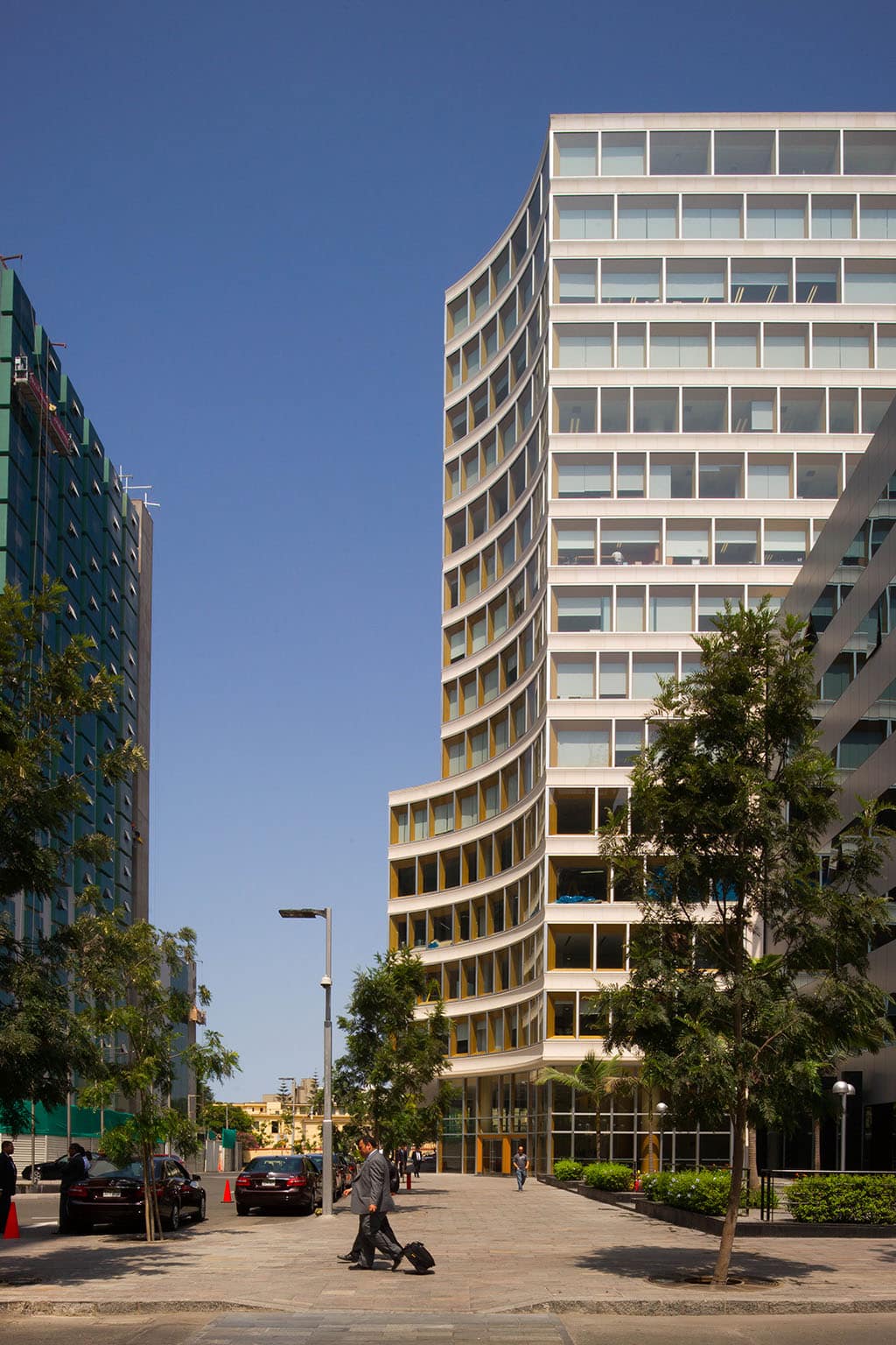 Edificio Real Ocho, Lima